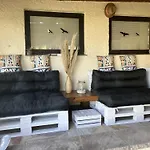 Haus Gruna بيت للعطل