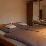 Haus Gruna بيت للعطل